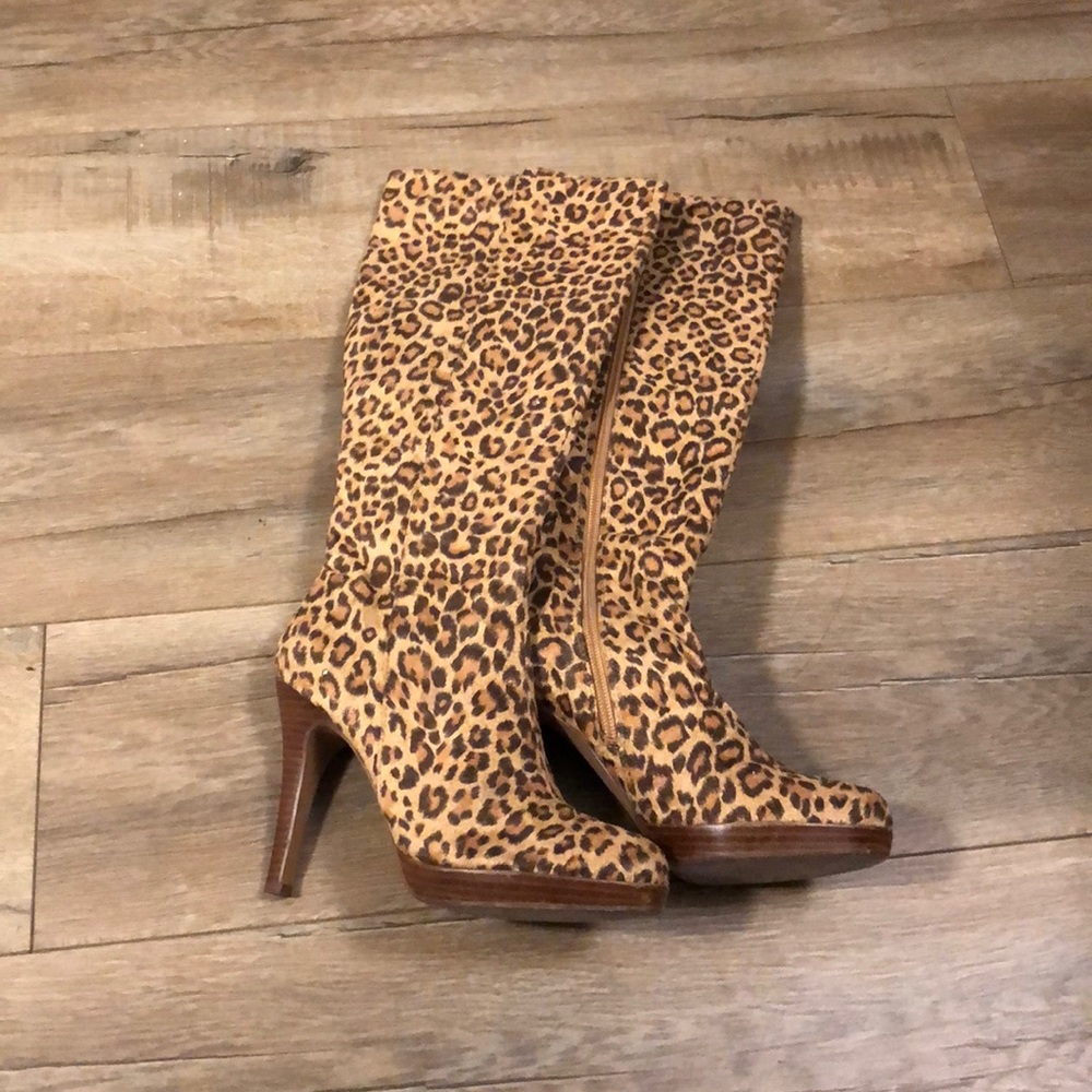 Leopard faux fur print boots